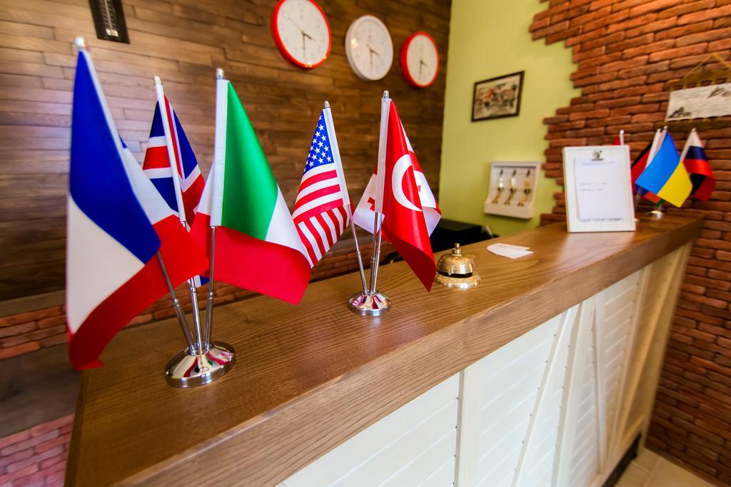 Metekhi'S Galavani Hotel Tbilisi Buitenkant foto