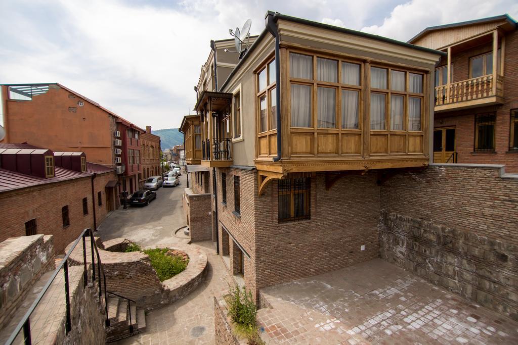 Metekhi'S Galavani Hotel Tbilisi Buitenkant foto
