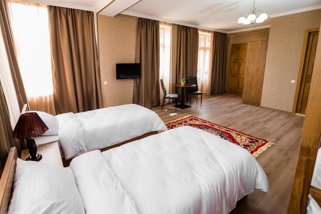 Metekhi'S Galavani Hotel Tbilisi Kamer foto